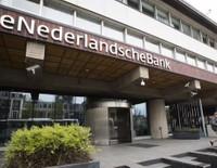 Hollanda Merkez Bankası'ndan vatandaşlarına çağrı: 'Hazırda nakit para bulundurun'