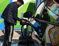 Avrupa elektrikli otomobilden vazgeçiyor: Maliyeti, menzil kaygısı ve dahası...