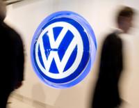 Volkswagen tarifeler nedeniyle beklentilerini aşağı çekti