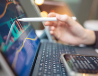 Yabancılar hisse ve tahvil aldı