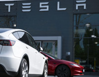 Tesla araçlara Apple CarPlay desteği gelebilir