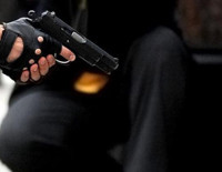 Kendilerini merkez bankası yetkilisi olarak tanıttılar, 800 bin dolarlık soygun yaptılar