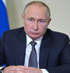Putin'den Rus donanmasına talimat: "Gemilere el koyma girişimlerine karşılık verin"