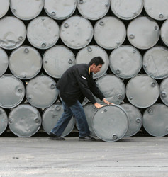 Savaş 1,15 milyar varil petrol kaybına neden oldu