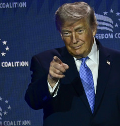 Trump, İran'ı suçladı: "Bu, anlaşmanın aptalca ihlali"