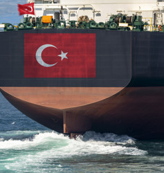 İhracatta yeni rekor: Bakan Bolat açıkladı