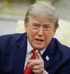 100 yıllık yasa yeniden devrede! Trump'tan müttefike yüzde 50 gümrük vergisi
