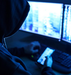 Kripto dünyası ayakta! Dev platform hacklendi, 40 bin müşterinin verileri sızdırıldı