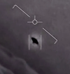 Pentagon UFO dosyalarını açtı: 1952'den gizemli görüntüler ortaya çıktı