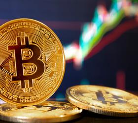 Bitcoin 'stratejik rezerv' umutlarıyla 106 bin doları aştı