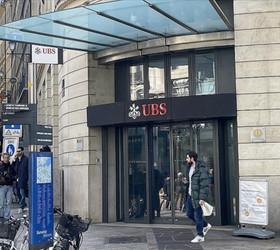 UBS, altın tahminini yükseltti