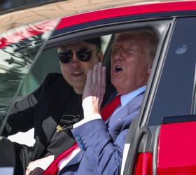 Elon Musk, 'Trump'ın harika politikaları sayesinde' diyerek duyurdu: Tesla, ABD'deki üretimini iki katına çıkaracak