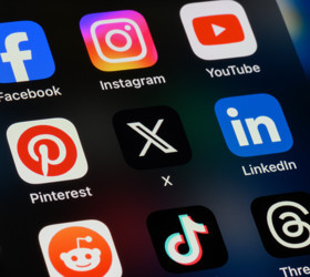 Avustralya 16 yaş altına sosyal medya yasağını genişletti