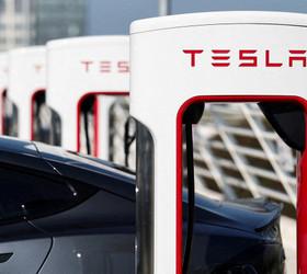 Tesla, Avrupa'da kan kaybetmeye devam ediyor: Satışlar yüzde 30 düştü