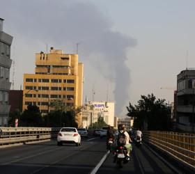 Petrol tüccarları İran krizi nedeniyle arz kesintisi riskine karşı alarmda