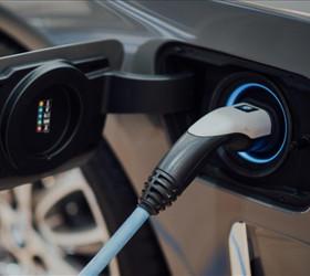Küresel elektrikli araç satışı 6 ayda 9 milyonu aştı: İki araçtan biri Çin'de satıldı