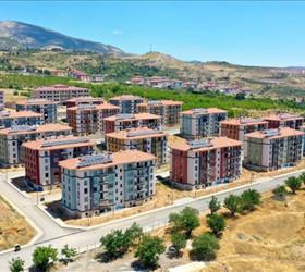 Deprem bölgesinde 49 bin 56 bağımsız bölüm yarın hak sahiplerine teslim edilecek