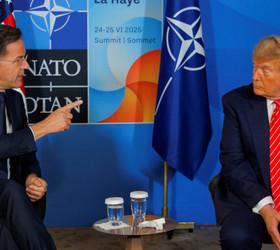 Trump'tan NATO Zirvesi'nde açıklama: İran nükleer tesisleri inşa ederse yeniden vururuz