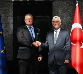 Bakan Bolat: AB vize süreçlerini hızlandıracak yeni bir sistem kuruyor