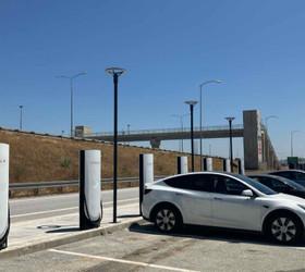 Balıkesir’de Tesla Supercharger istasyonu açıldı