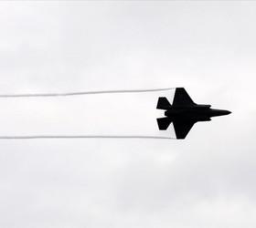 Rafale yerine F-35'i seçen İsviçre'de 'ulusal kriz': Maliyet 1 milyar frank artabilir