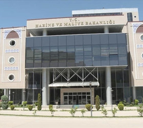 Hazine dolar cinsi tahvil ve kira sertifikası ihracı gerçekleştirdi