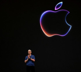WWDC’de yer vermedi, Siri’yi bile ChatGPT’ye emanet etti: Apple yapay zeka yarışında geri mi kaldı?