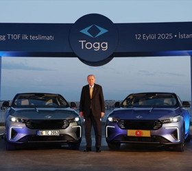 Togg'un yeni modeli T10F'nin ilk teslimatı Cumhurbaşkanı Erdoğan'a yapıldı