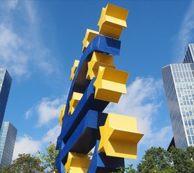 Euro Bölgesi'nde sanayi üretimi temmuzda arttı