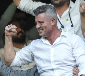 Fenerbahçe'de yeni başkan Sadettin Saran oldu