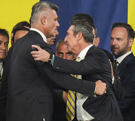 Fenerbahçe hisseleri düştü, Koç yükselişte