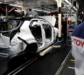 Toyota, ağustosta satış rekorunu hibritlerle kırdı: ABD'de talep arttı