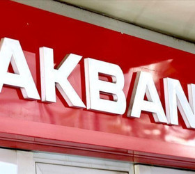 Akbank iş birimlerini yeniden yapılandırdı