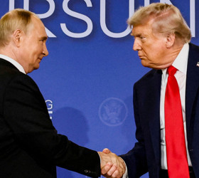 Trump–Putin görüşmesi belirsizliği: Diplomatik temaslar askıda, zirve ertelenebilir