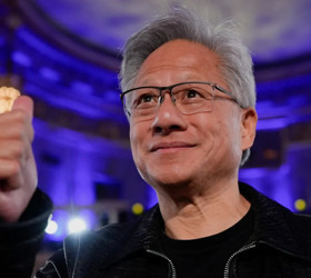 Yapay zeka rallisi rekor getirdi: Nvidia 5 trilyon dolarlık piyasa değerine ulaşan ilk şirket oldu