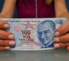 TÜRK-İŞ, Asgari Ücret Tespit Komisyonu’na dönmeyecek mi? 4 Kasım toplantısında değerlendirilecek