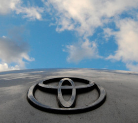 Toyota 127 bine yakın aracı motor arızası nedeniyle geri çağırdı: Aralarında Lexus da var