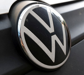 Volkswagen'i olanlar artık otomobillerini saatinden yönetebilecek: Apple Watch'a yeni özellik