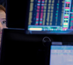 BofA anketi: Yatırımcılar hisse ve emtiada ağırlık artırdı