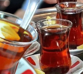 Çaya atılan dilim limon için 10 TL ücret aldılar, Bakanlık harekete geçti: İşletmeye ceza kesildi