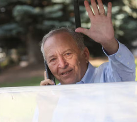 Larry Summers, OpenAI yönetim kurulundan istifa etti
