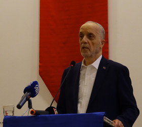 TÜRK-İŞ'ten asgari ücret açıklaması: Etkilenenler 10 yılda yüzde 13'ten yüzde 45'e yükseldi