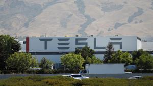 Tesla’nın Çin’deki satış kampanyası: Araç alana ABD’de fabrika turu hediyesi