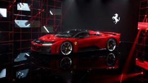 Ferrari yeni süper otomobili F80’i tanıttı: 3.9 milyon dolarlık fiyatına rağmen şimdiden tükendi