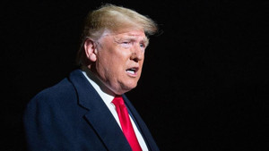 Trump'tan İran'a gözdağı: "Büyük askeri güç kullanabiliriz"
