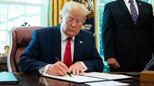 Beyaz Saray doğruladı: Trump bugün otomobil tarifelerine ilişkin kararname imzalayacak