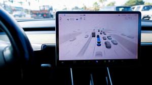 Arabanız yattığı yerden para kazanacak: Musk duyurdu, bütün Tesla'lar taksi olabilecek