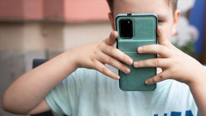 İspanya'da 16 yaş altına sosyal medya yasağı geliyor