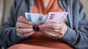 Emekli maaşlarına düzenleme yapılacak mı? Bakanlıktan iddialara yanıt