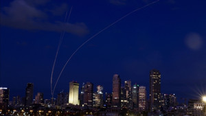 İran'dan Doha ve Dubai'deki bazı yerlere tahliye uyarısı